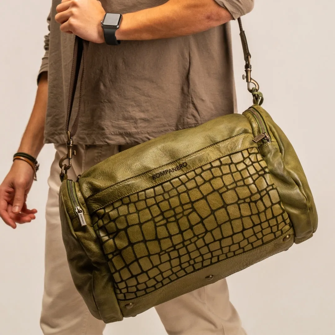 Croco - The Duffle Bag