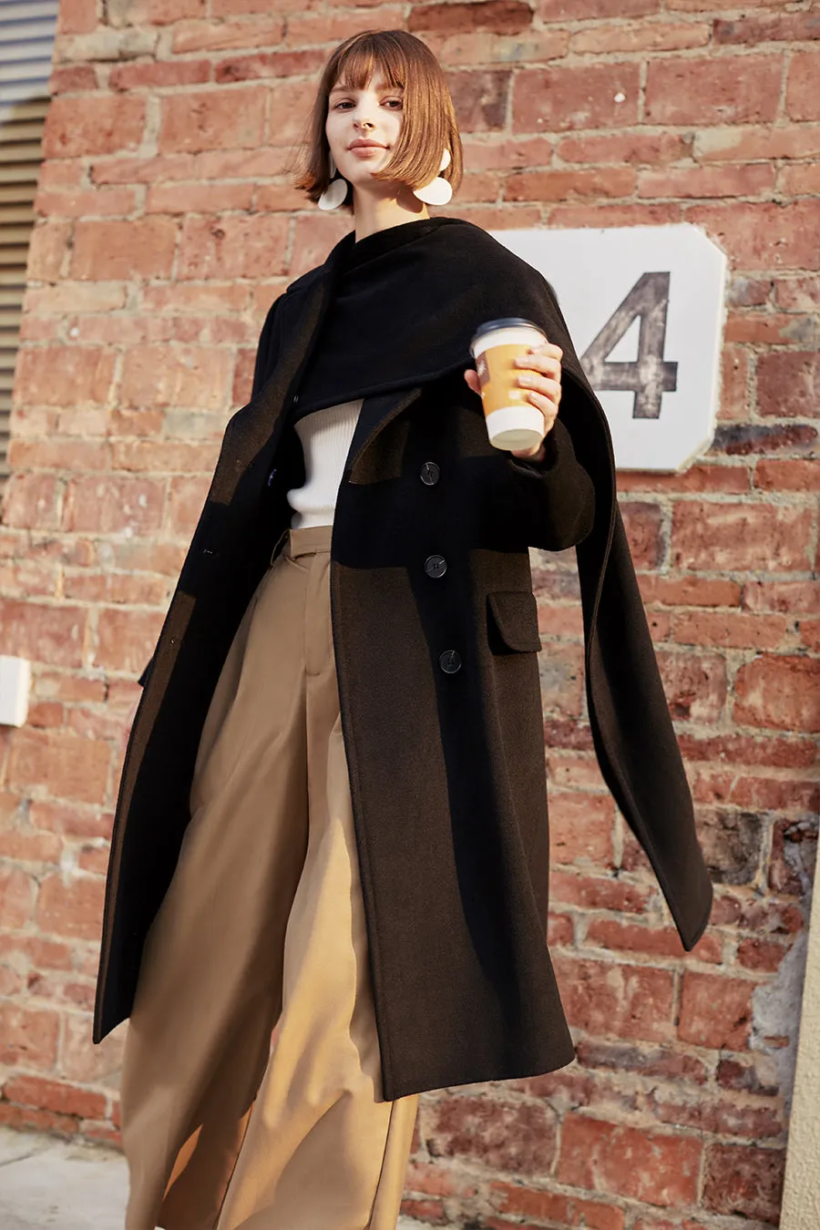 Detachable scarf wool coat