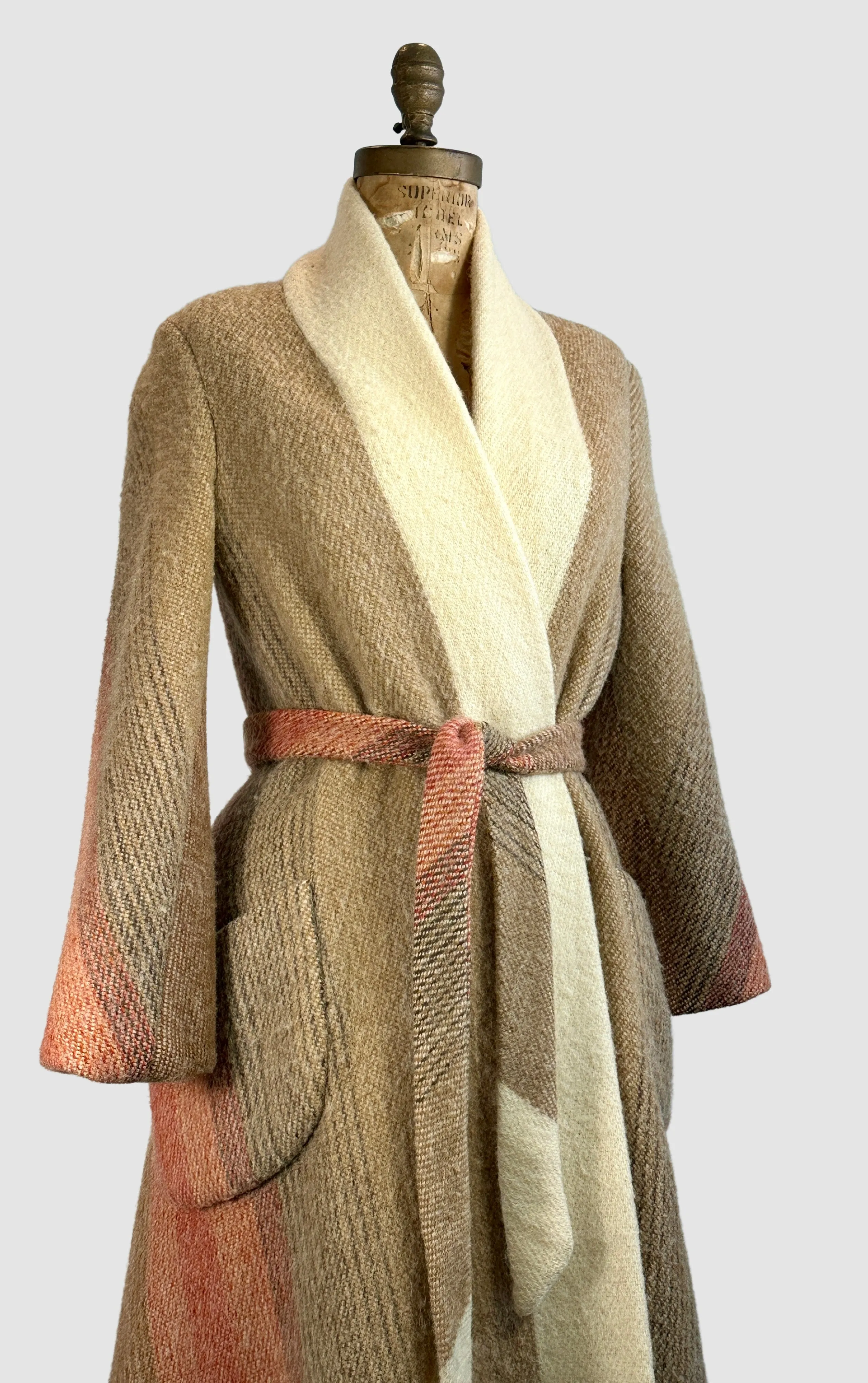 EARTH TONES Vera Maxwell Vintage 70s Chevron Coat • Small Medium