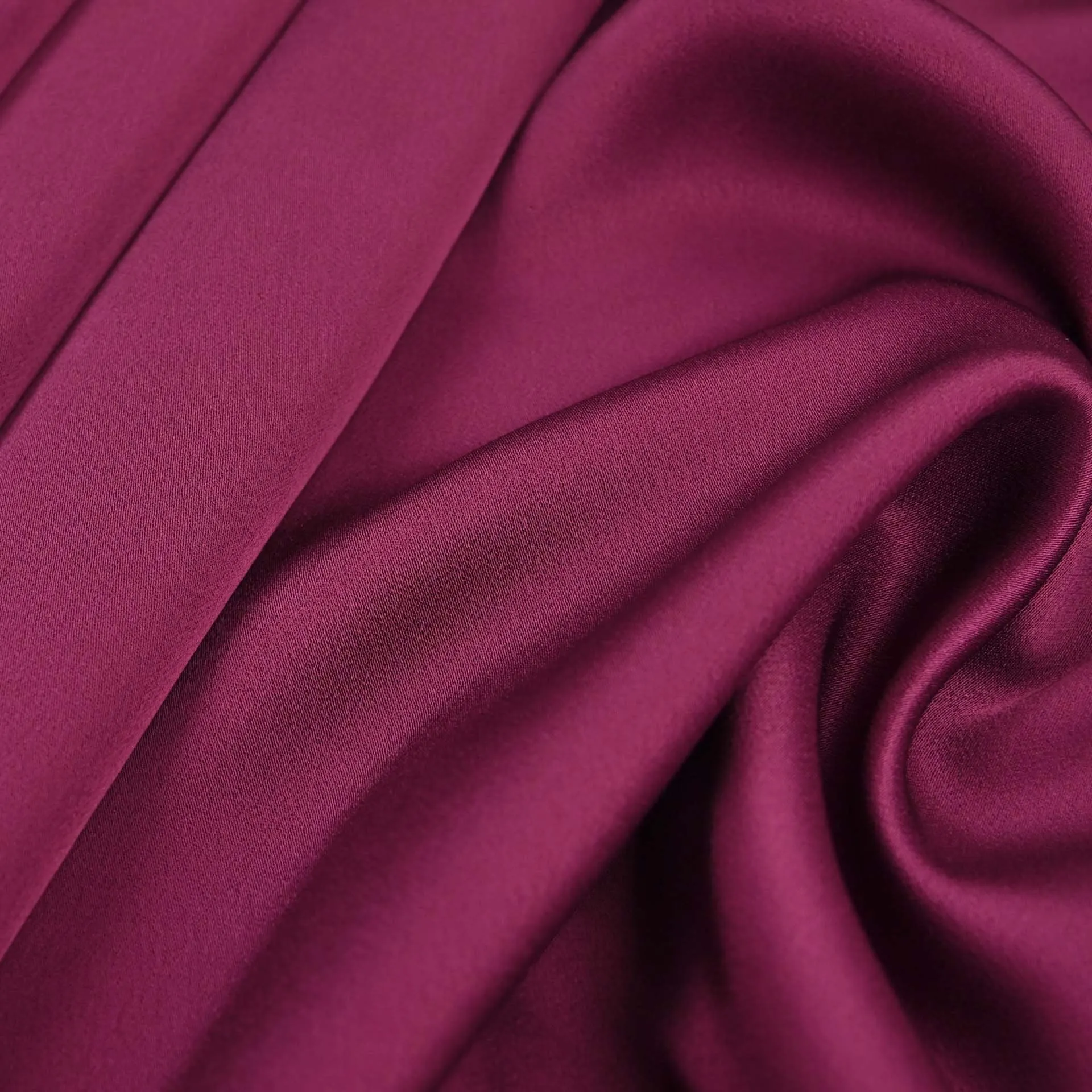 Magenta Satin Crepe Fabric 98889