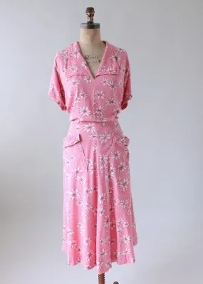 Vintage 1940s Pink Floral Print Day Dress