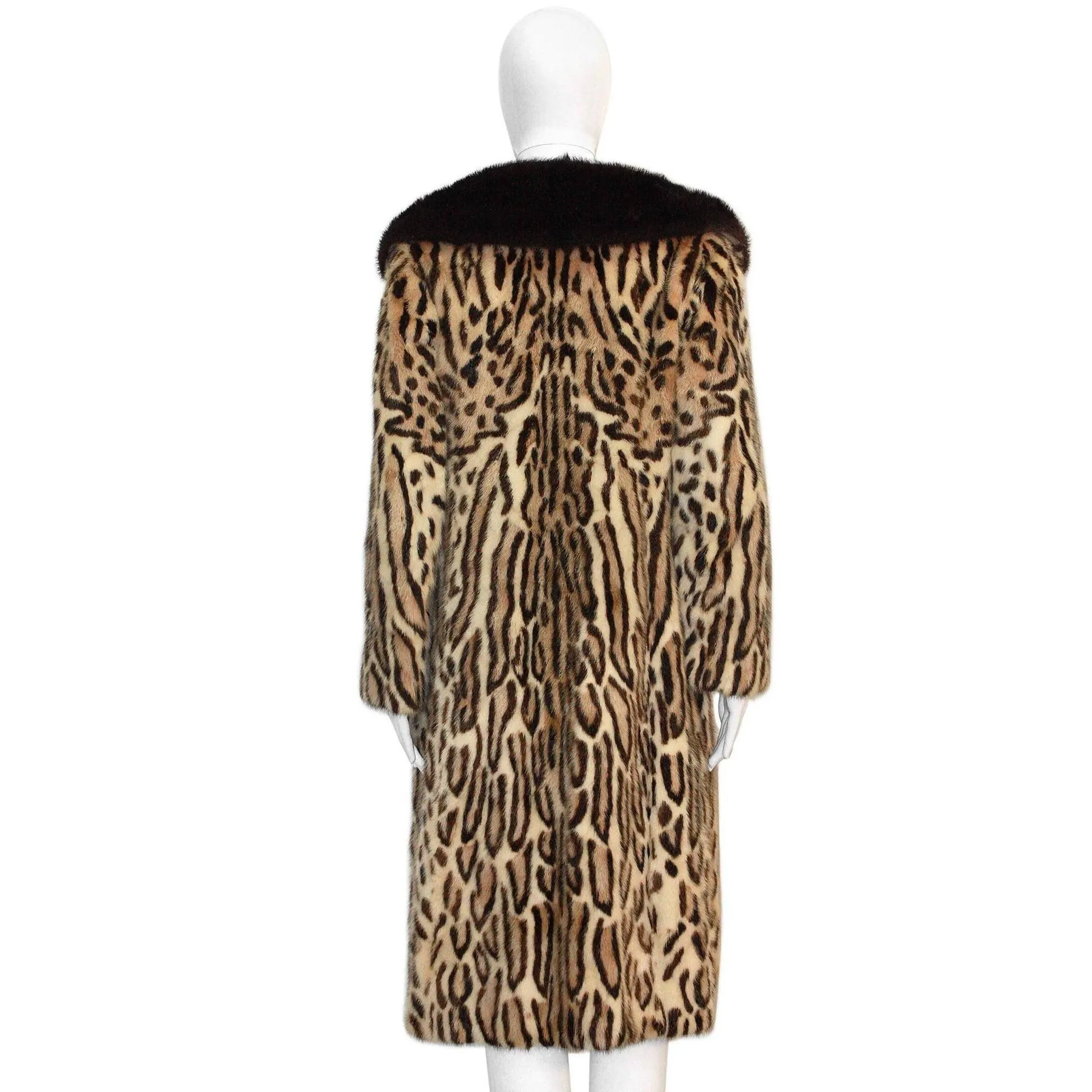 Vintage Circa 1970s Mink Coat | Size US 6/8