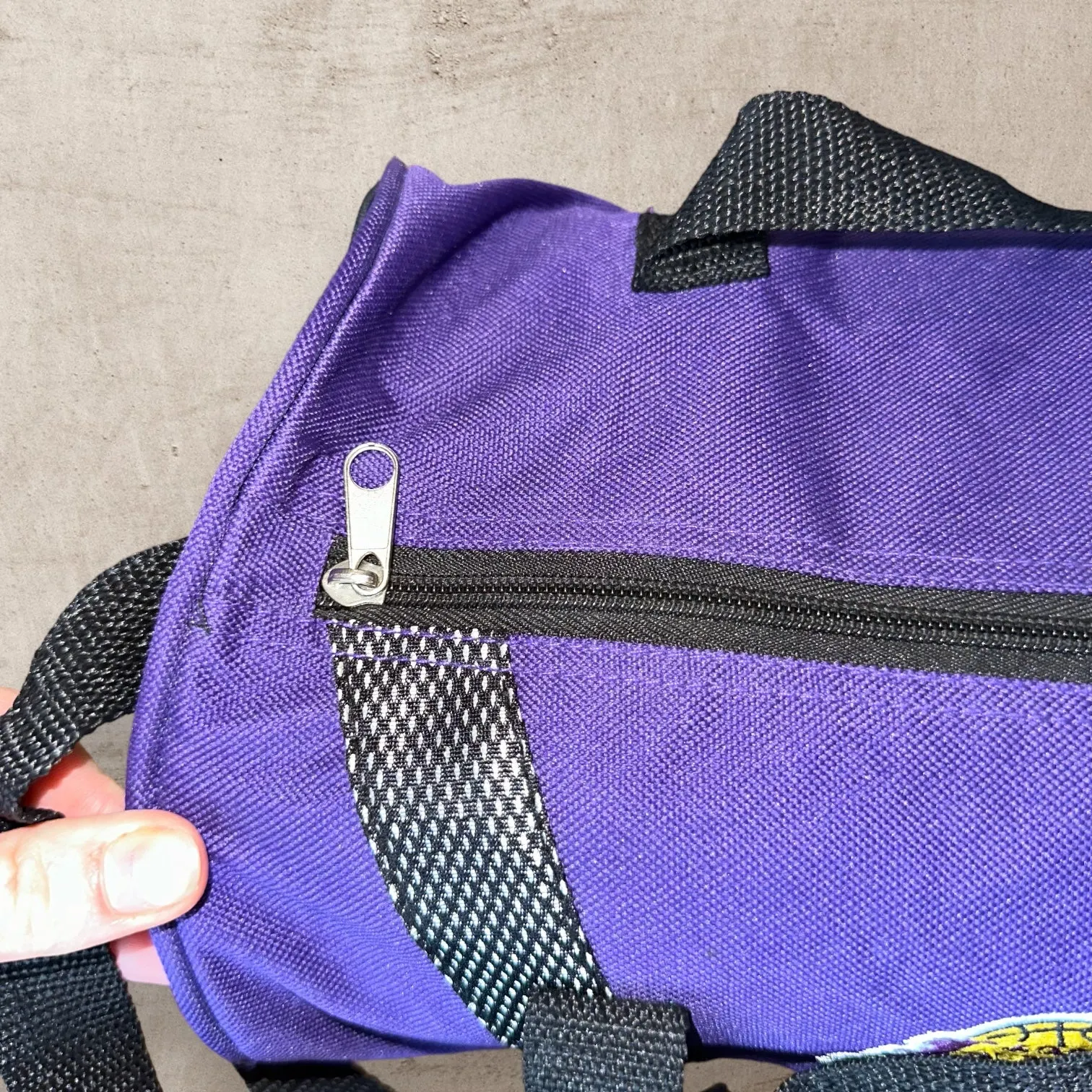 Vintage Y2K Lakers Duffle Bag - 10/10 Condition